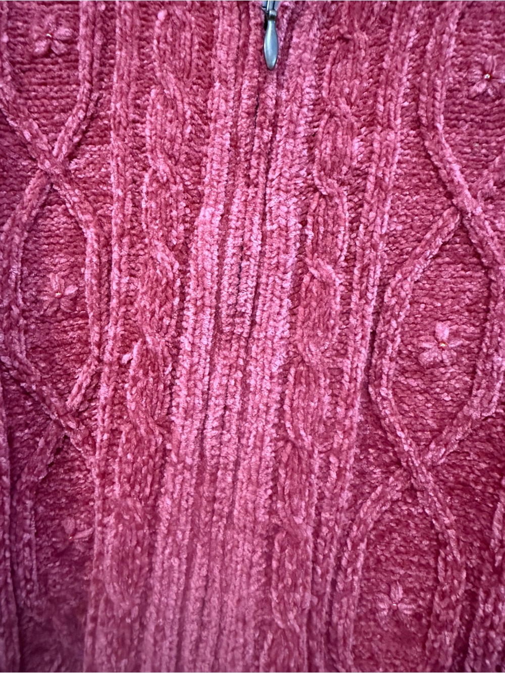 Alfred Dunner Rose-Red Chenille Cable Zip-Front Cardigan w/small beading size XL - Picture 3 of 9